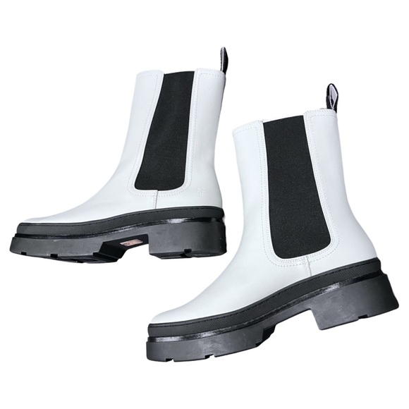 NWOT FRYE CHLOE LEATHER BOOT - Picture 8 of 9